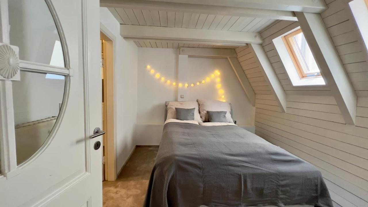 Gemuetliche Maisonettewohnung Mit Dachterrasse Am Schloss 올덴부르크 외부 사진