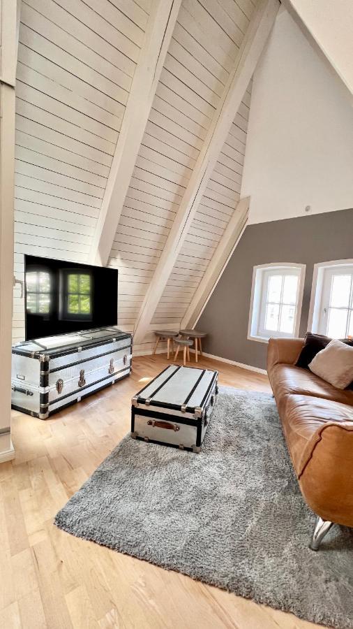 Gemuetliche Maisonettewohnung Mit Dachterrasse Am Schloss 올덴부르크 외부 사진