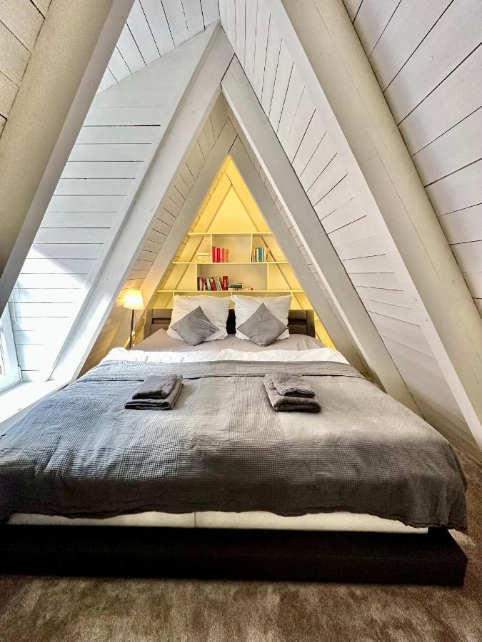 Gemuetliche Maisonettewohnung Mit Dachterrasse Am Schloss 올덴부르크 외부 사진